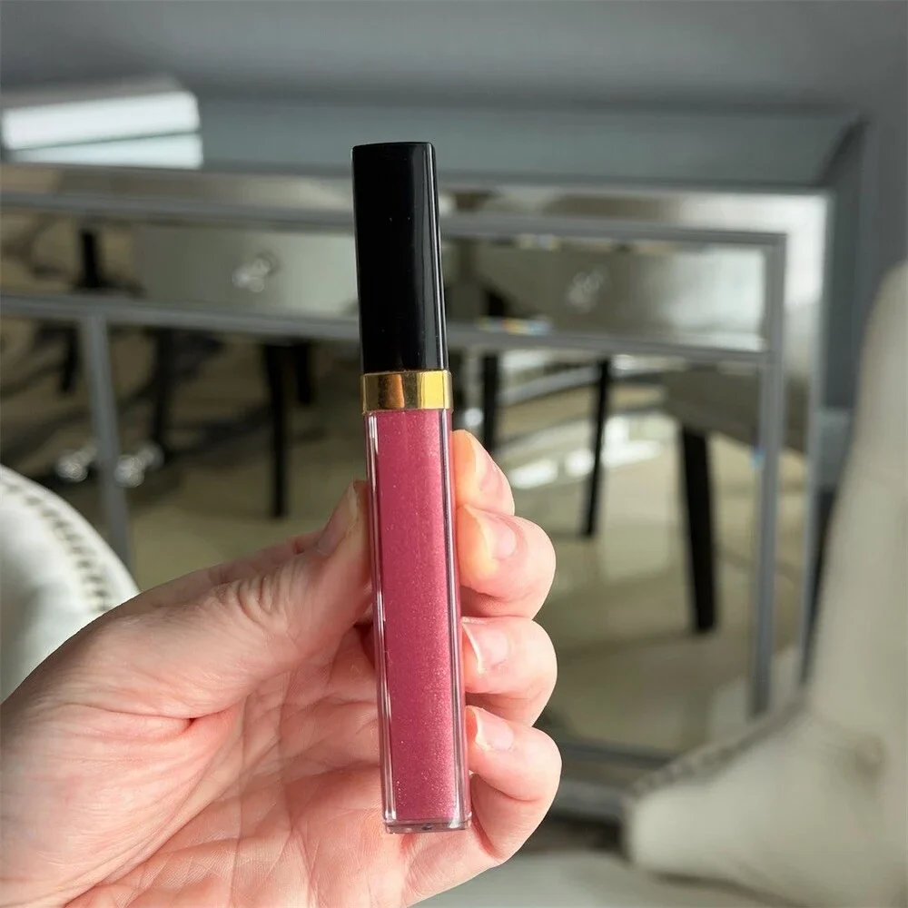 CHANEL Rouge Coco Hydra Gloss in 446 Shimmering Pink High Shine New, no box